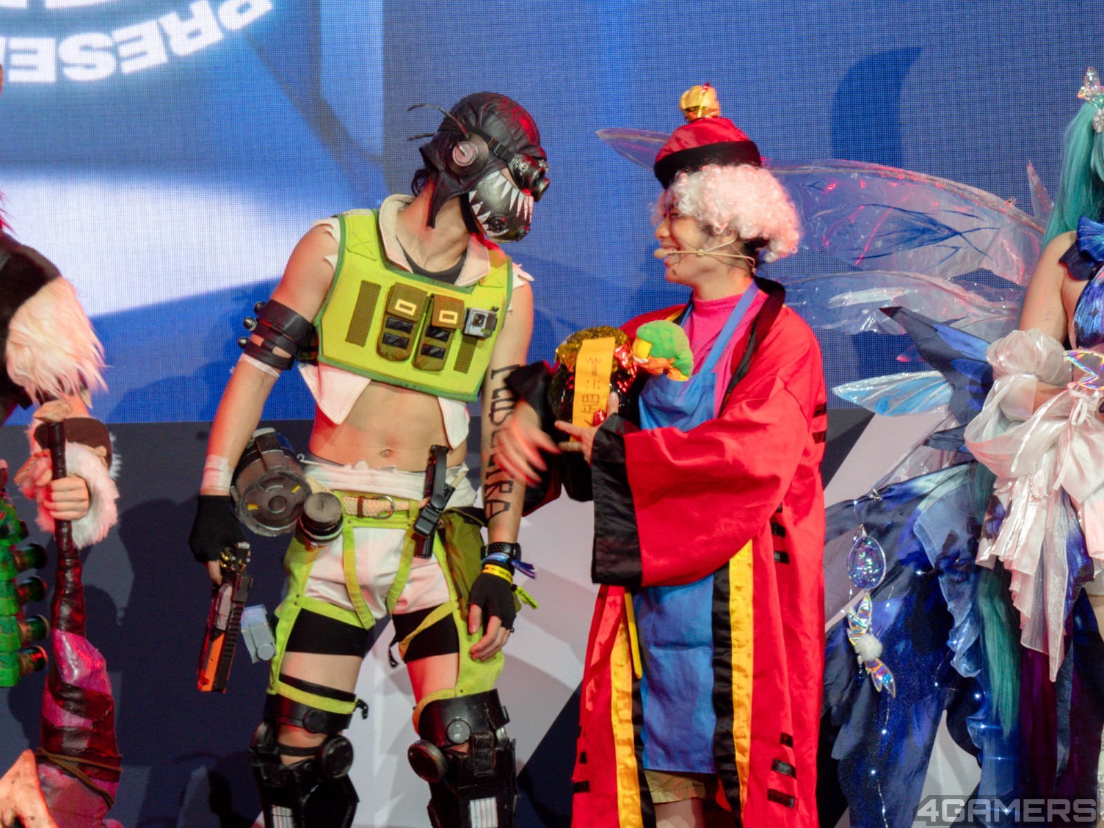241117-cosplay--83