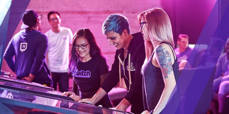 Twitch官方線上商店在amazon開張大吉 Twitchcon 17周邊預告上架 4gamers