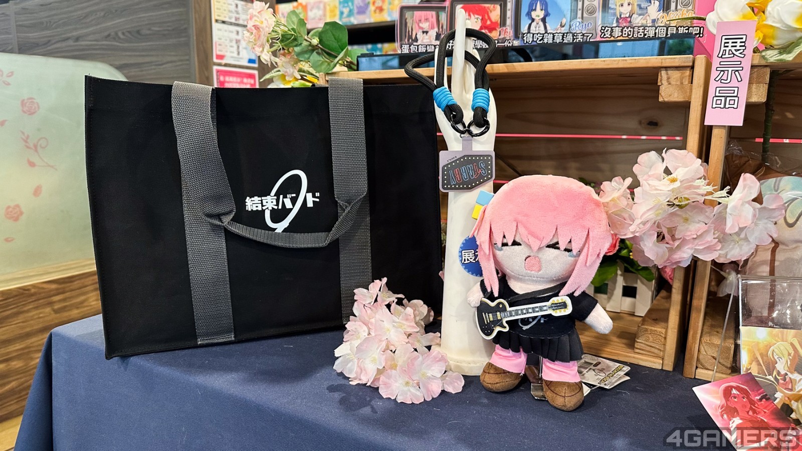 bocchi-the-rock-my-anime-cafe-to-launch-on-march-6-13