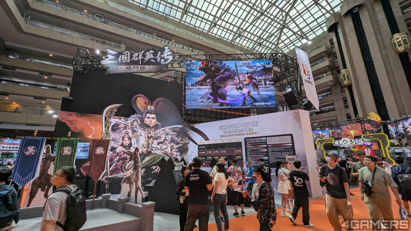 250724-comic-booth-3