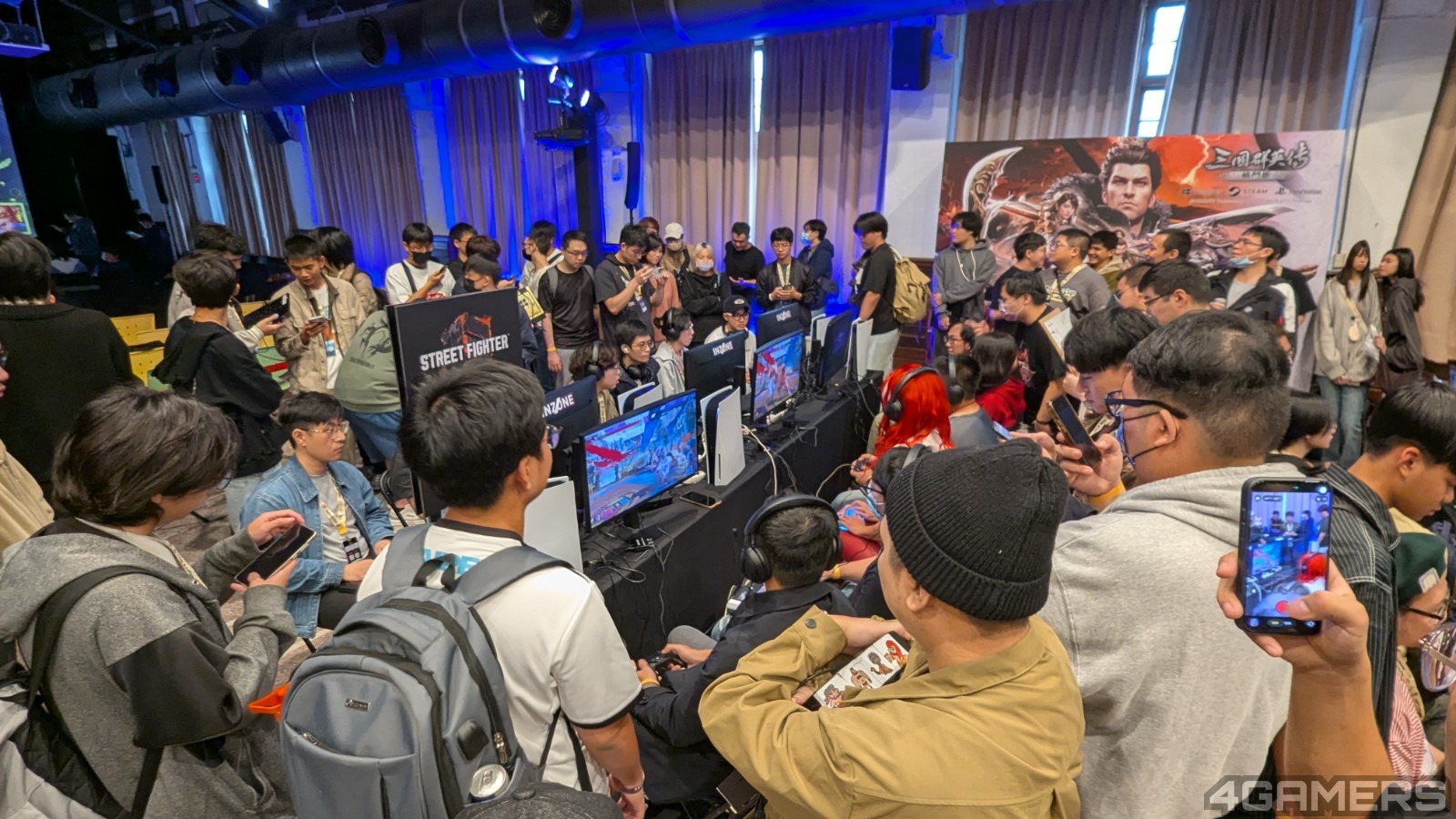 PXL_20251122_064110940