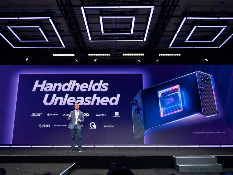 Intel Panther Lake Gaming Handheld