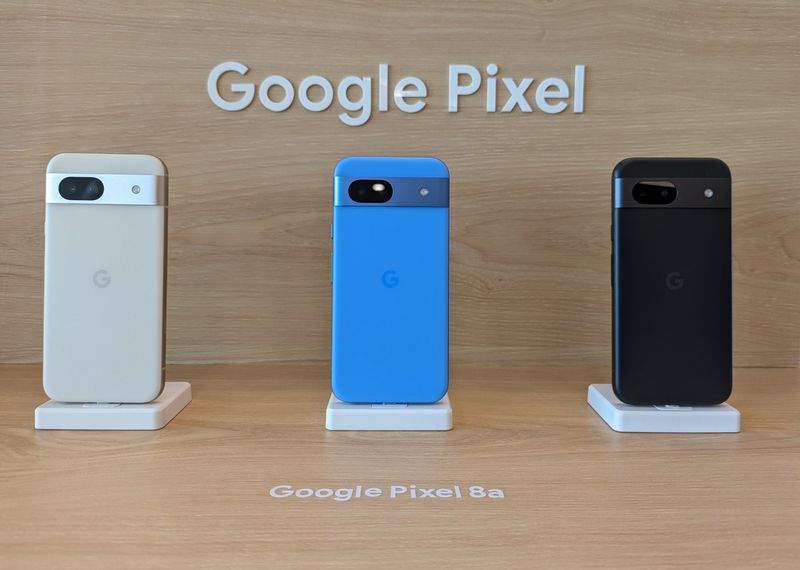 圖一：Google Pixel 最新 AI 輕旗艦手機 Pixel 8a 於今（8）日正式在台灣推出並開放預購，共推出曜石黑、陶瓷米與海灣藍三款顏色。