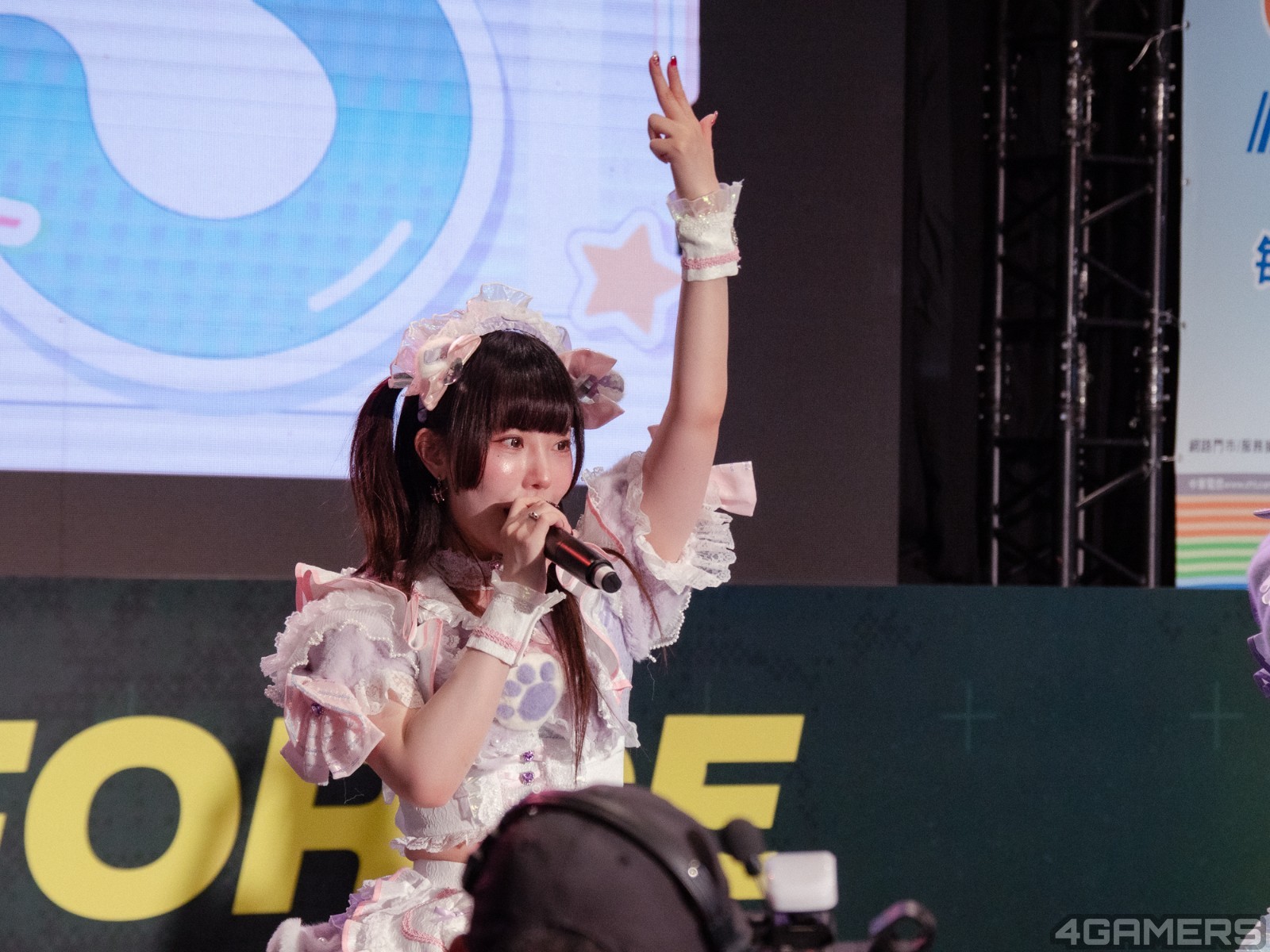 260926-idol-197