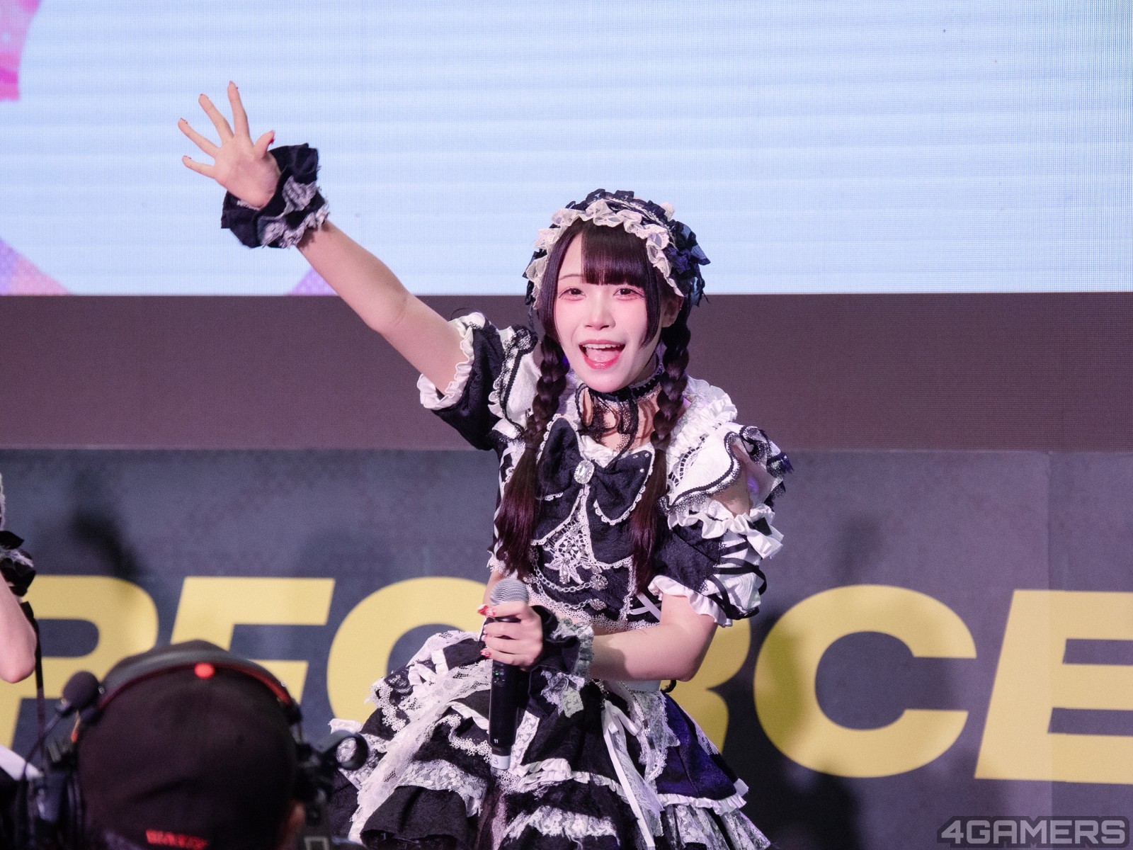 260926-idol-125