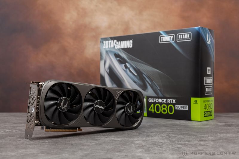 ZOTAC GAMING GeForce RTX 4080 SUPER Trinity